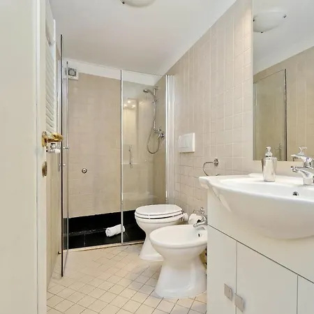 Luxury Trastevere 公寓